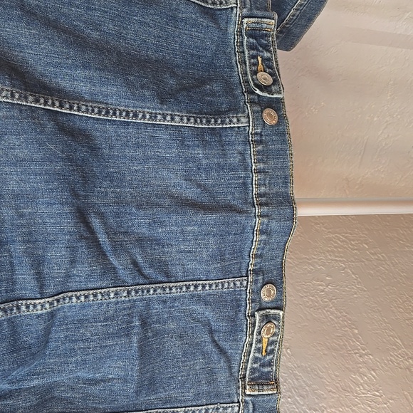 Levi's Classic Denim Jacket - Picture 11 of 11